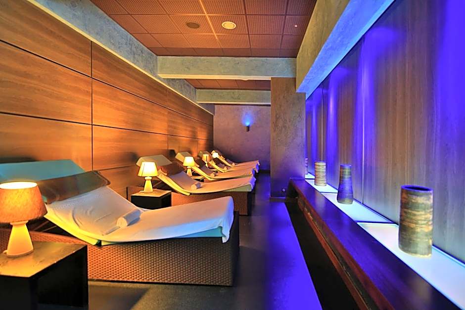 La Creole Beach Hotel & Spa