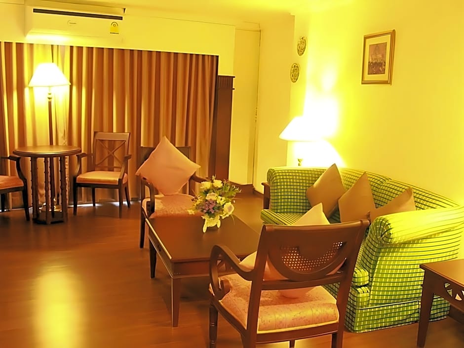 Mayflower Grande Hotel Phitsanulok