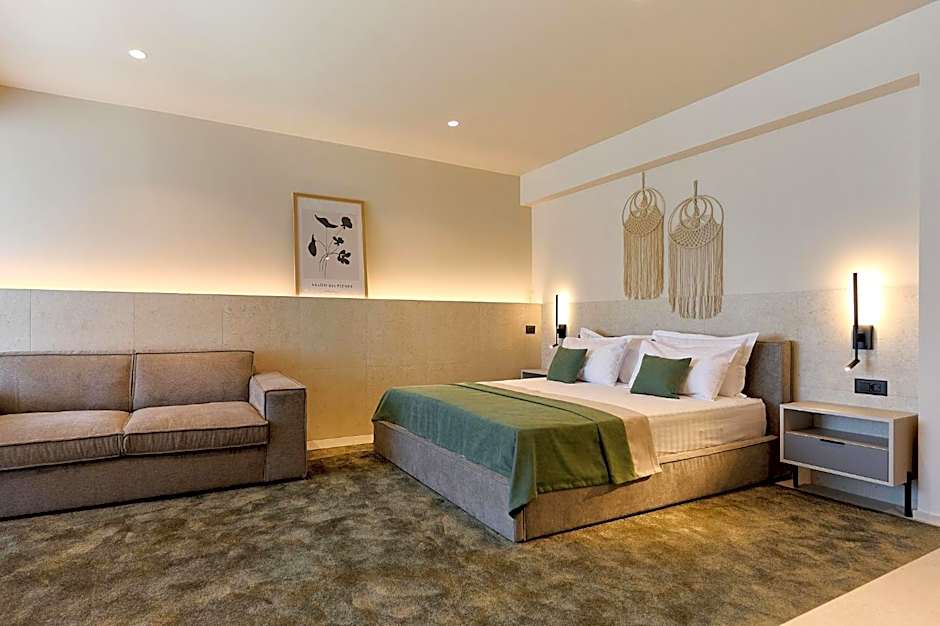 Alezzi Infinity Aparthotel & Spa