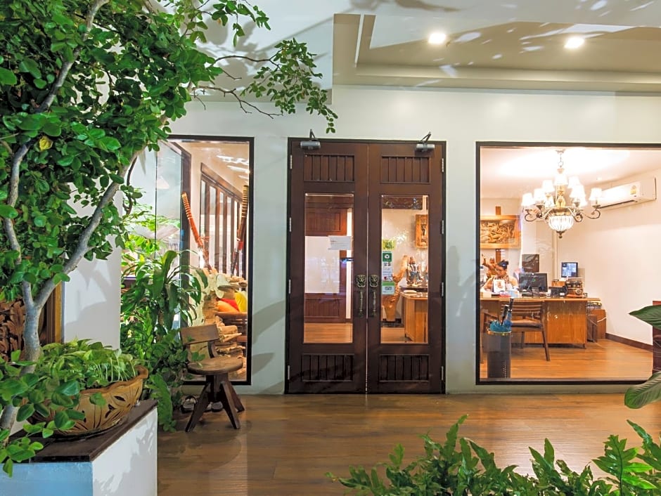 Yotaka Boutique Hotel