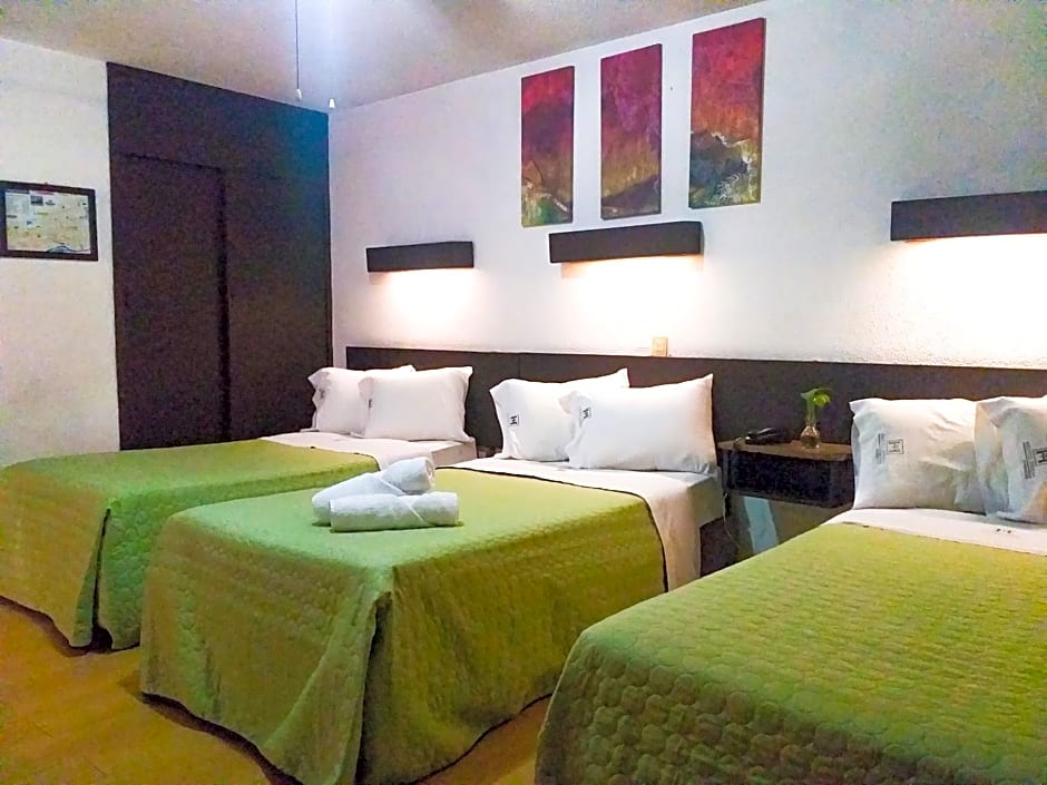 Hotel Trevi