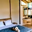 Kalyssa Beach Bungalows