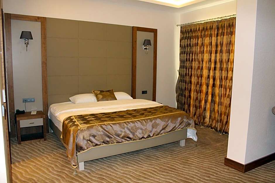YZE Pırlanta Hotel
