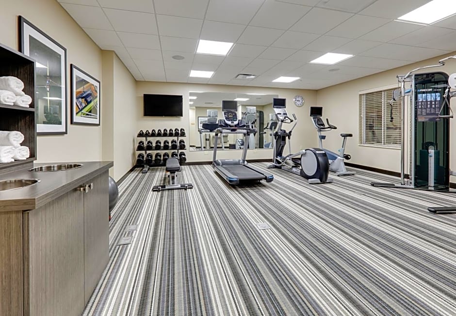 Candlewood Suites Dallas NW - Farmers Branch, an IHG Hotel