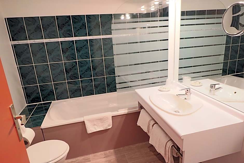 Logis-Hôtel des Oliviers