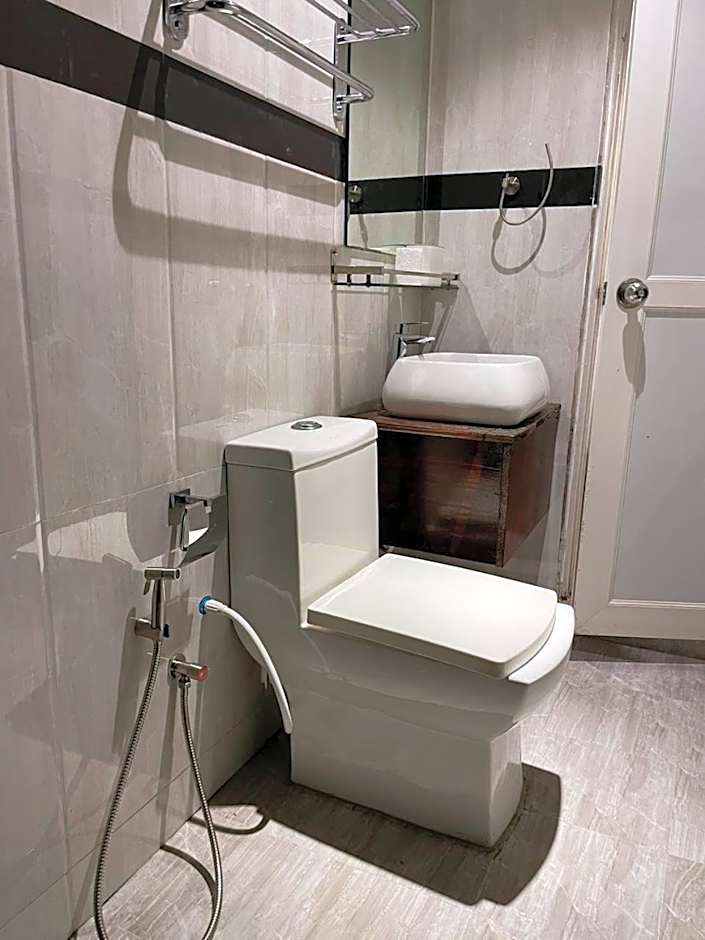 Himeyn Beach Inn - Ocho Homes by Eight Continents