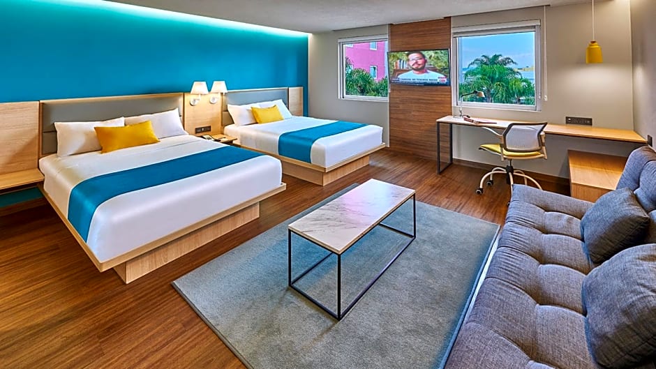 City Express Suites by Marriott Queretaro