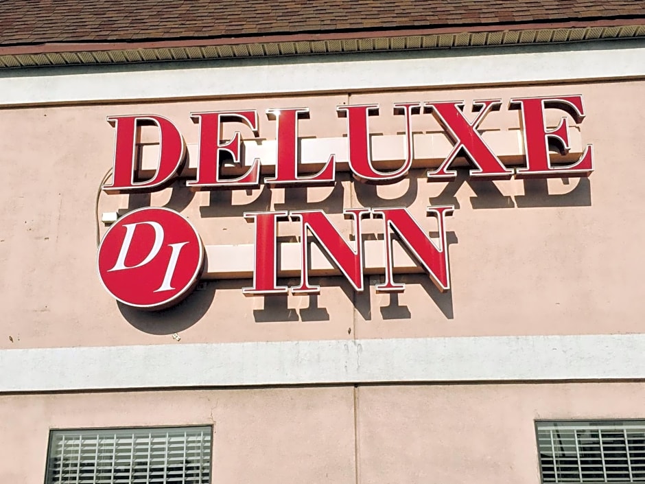 Deluxe Inn