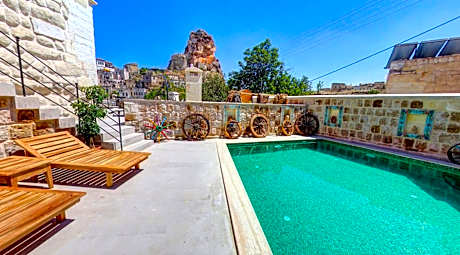 Capp Royal Cave HOTEL