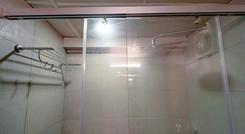 HOTEL ASRANI INTERNATIONAL