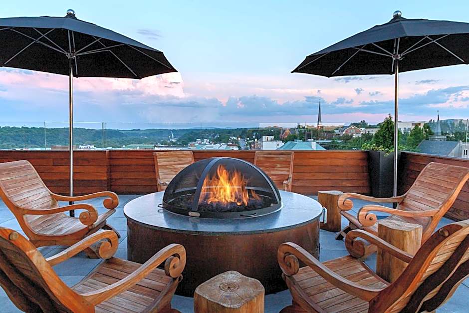 The Virginian Lynchburg, Curio Collection By Hilton