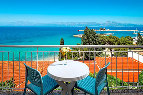 Comfort Double or twin with sea view and balcony