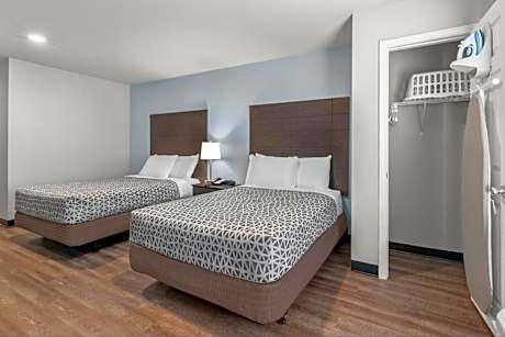 Double Suite with Two Double Beds - Non Smoking