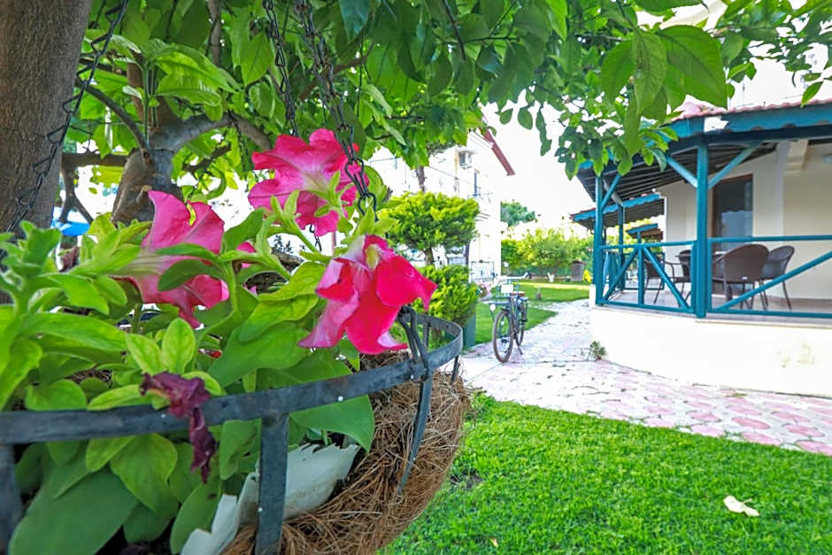 Dedeminn Garden Hotel