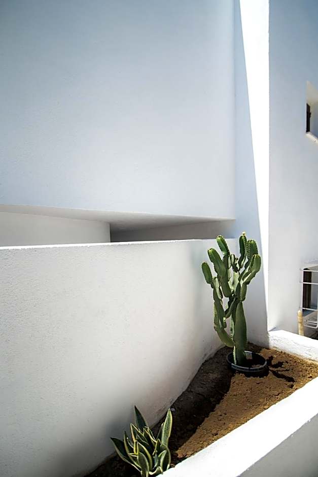 Lotos Beach Home