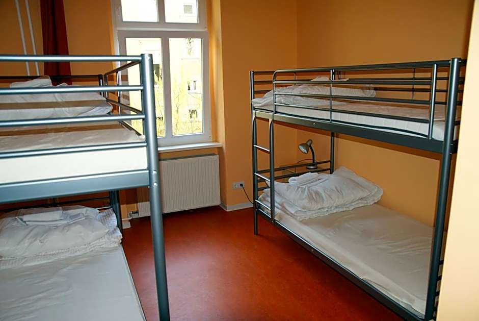 Happy go Lucky Hotel  Hostel