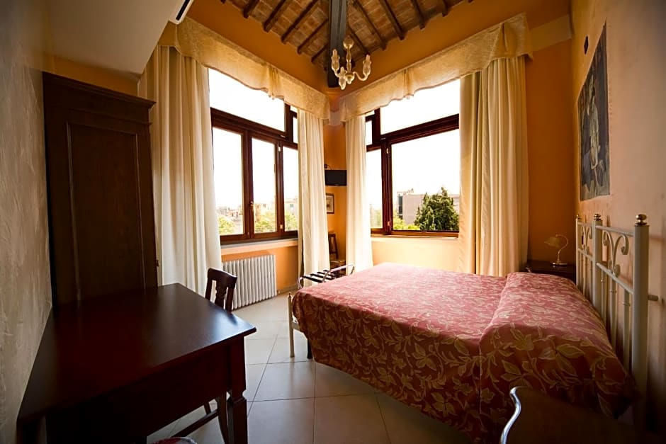 Hotel Merlini