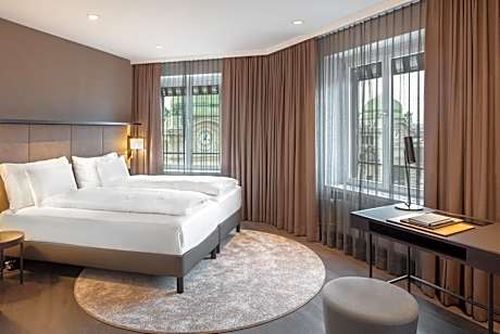 Superior Room with Sofa