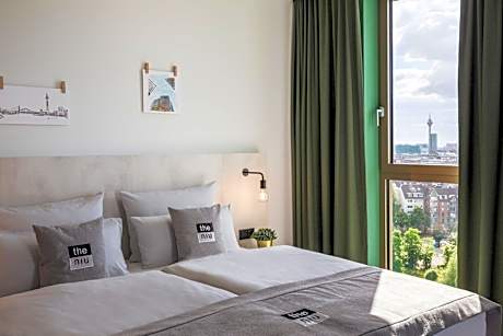 Premium Queen Room with sofa bed