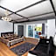 8 Rooms House
