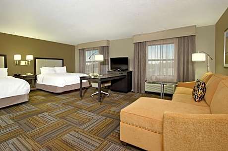 2 Queen Beds Studio Suite W/ Sofabed Nonsmok