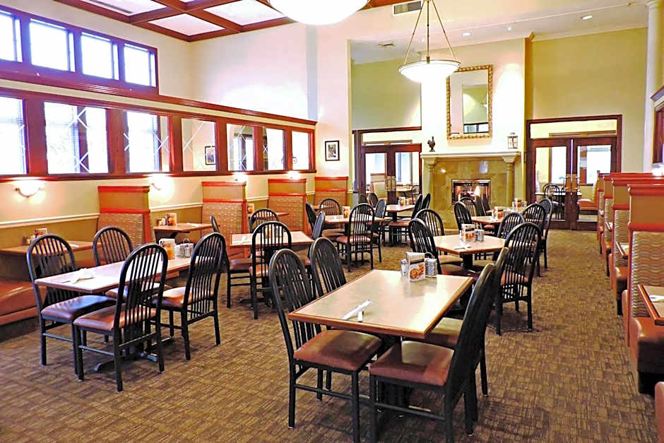 Four Points By Sheraton Portland East