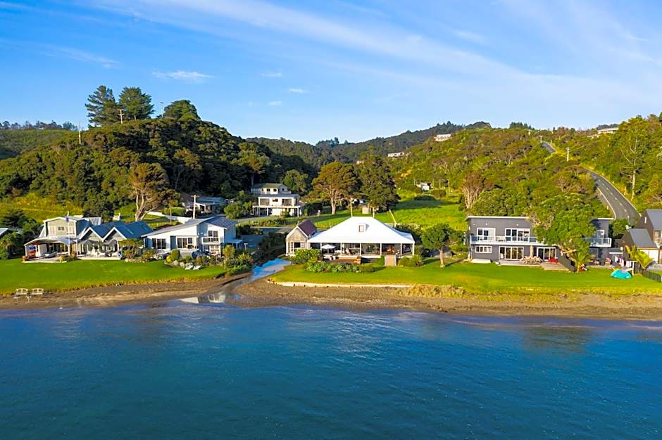 Absolute Beach front-Tutukaka Harbour