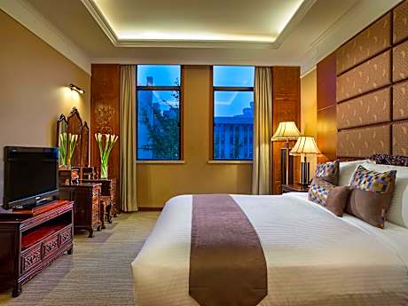 Executive Suite with 1 king-size bed