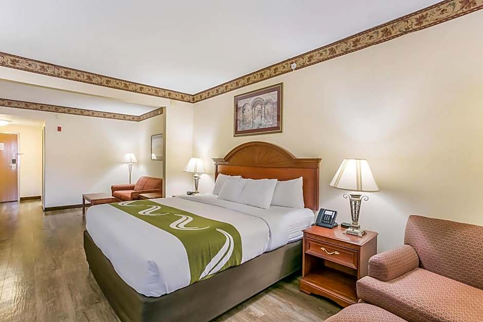 Quality Inn & Suites Bel Air I-95 Exit 77A