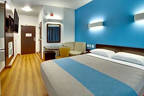 Studio - Non-Smoking