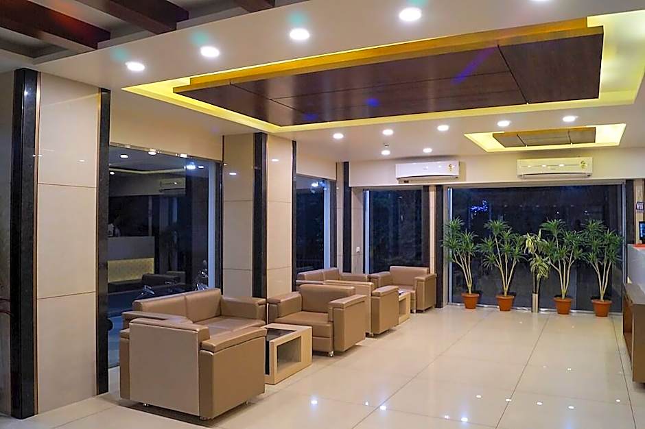 Hotel Midtown, Vadodara