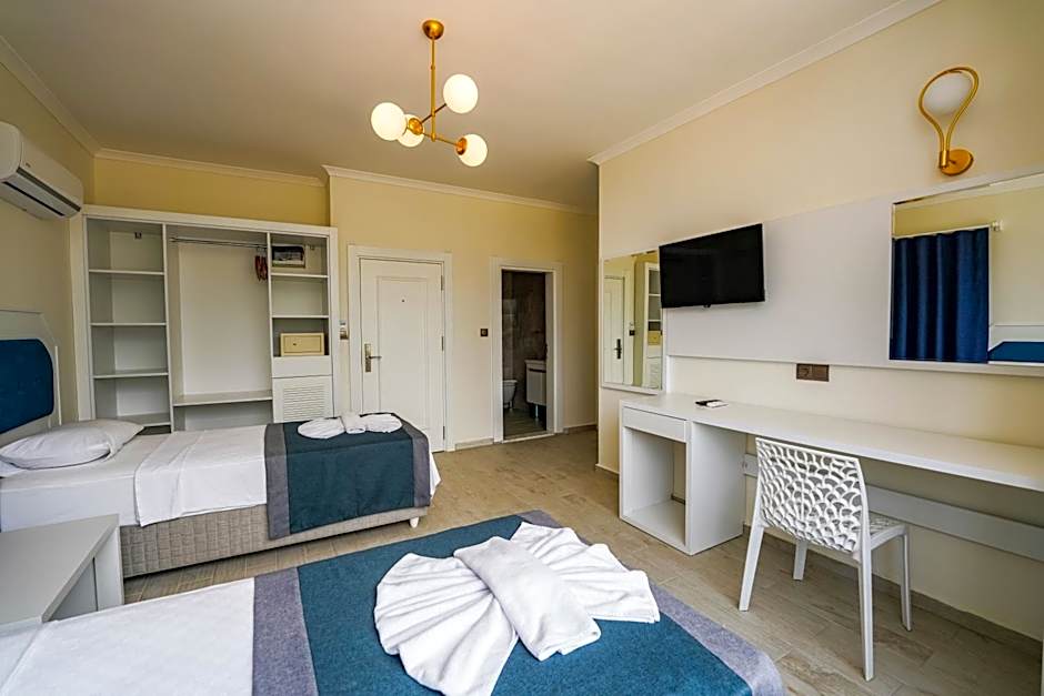 Blue Pearl Hotel
