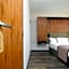 Le Louvre Hotel & Spa