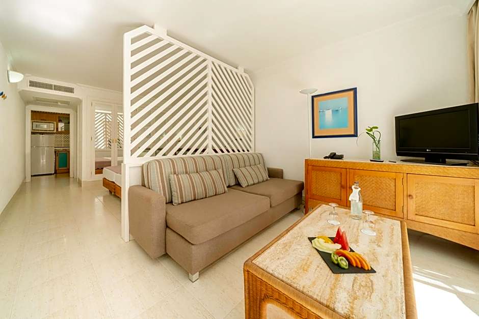 Plus Fariones Apartamentos
