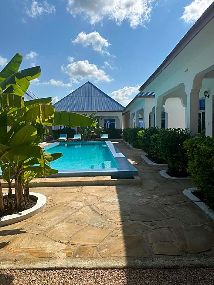 AROYA Boutique Hotel