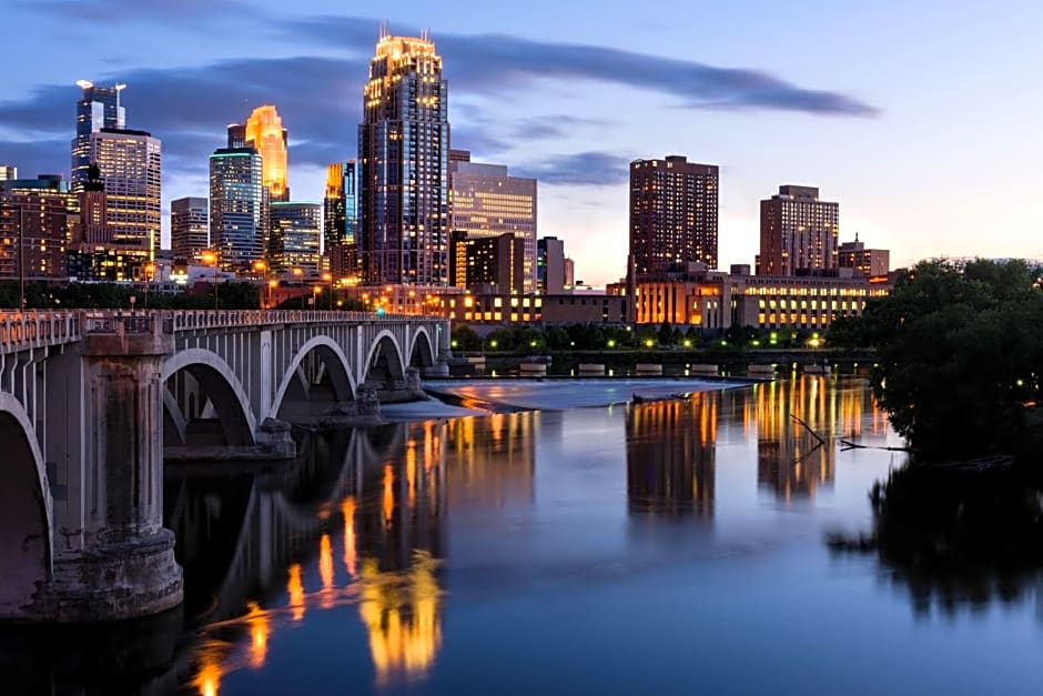 Hotel Indigo - Minneapolis Downtown, an IHG Hotel