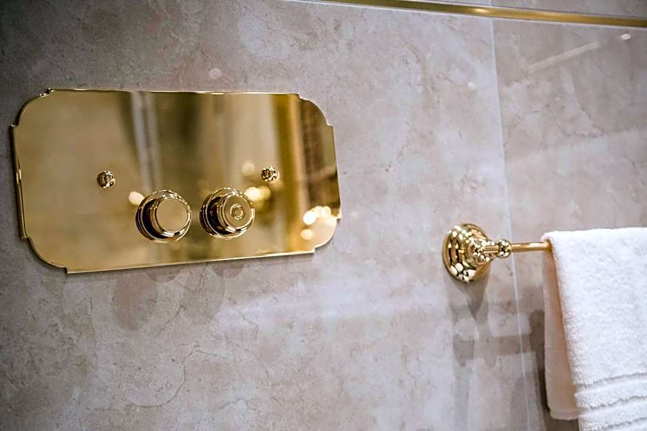 Luxury Lodge - Lener Express