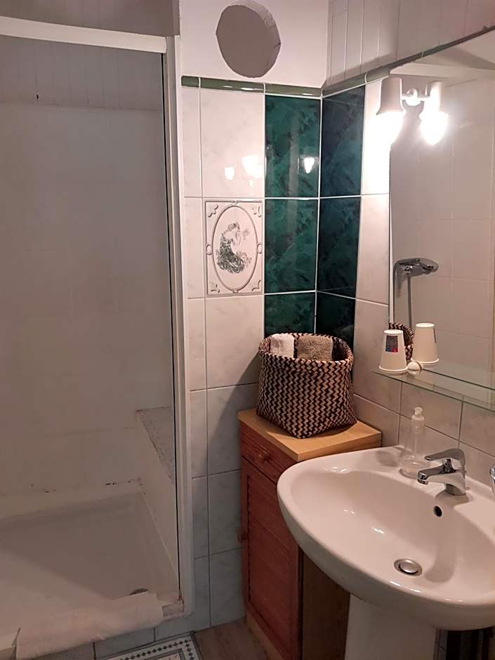 Le palais, hôtel - restaurant