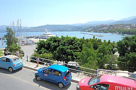 Atlantis Hotel