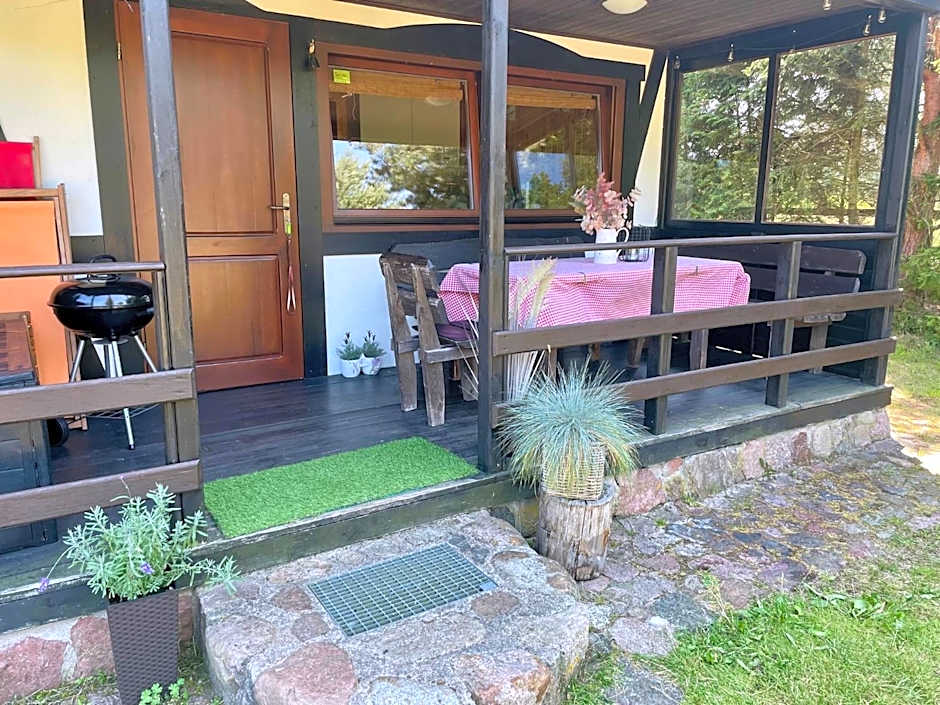 Domek letniskowy z kortem tenisowym Karwia Ostrowo