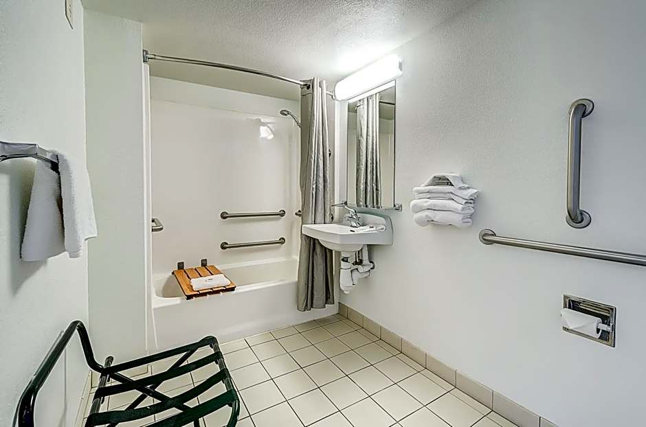 Motel 6 Thornton, CO