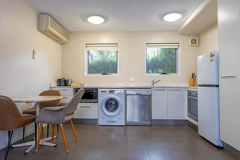 Forrest Hotel & Apartments