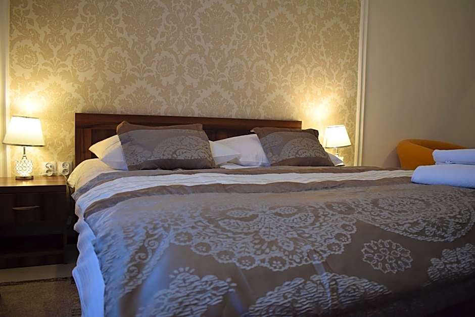 Sepia Restauracja & Noclegi