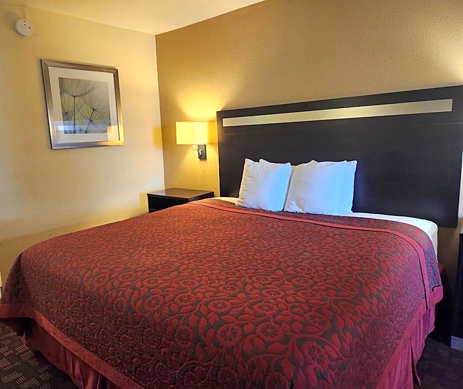 Days Inn by Wyndham Hammond