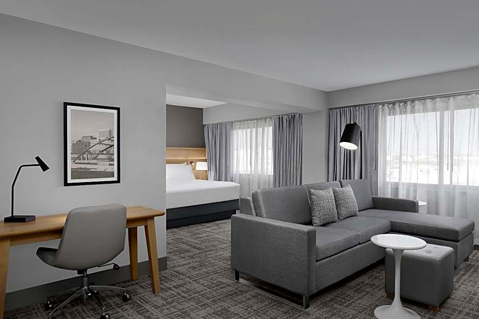 Radisson Hotel Cedar Rapids
