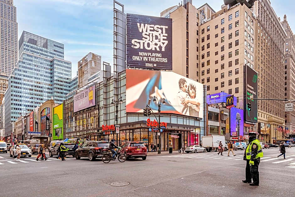 West 30th Street Guest House