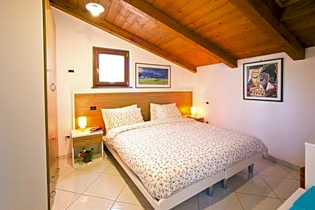 King Room with Mountain View