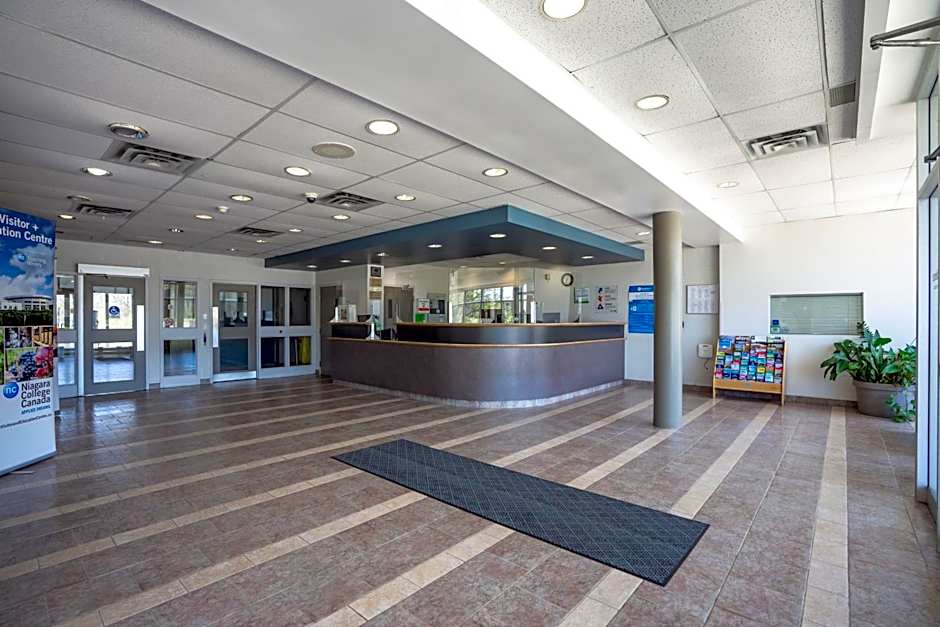 Residence & Conference Centre - Niagara-on-the-Lake