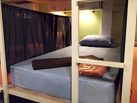 Sleep Tight Hostel at Koh Phangan