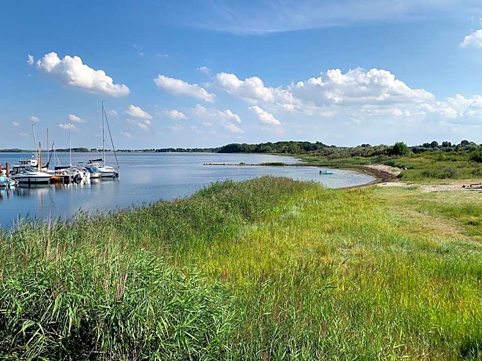 Bades Huk Marina Hotel